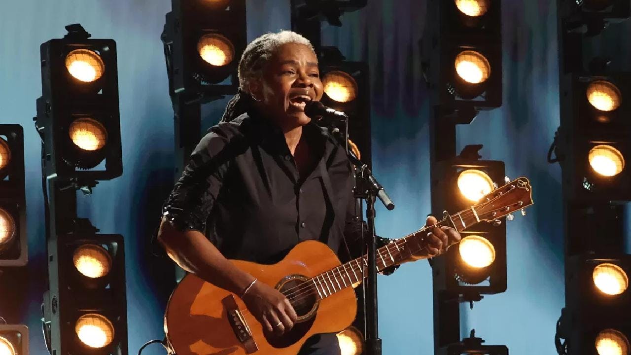 Tracy Chapman está de regreso: relanza su disco debut