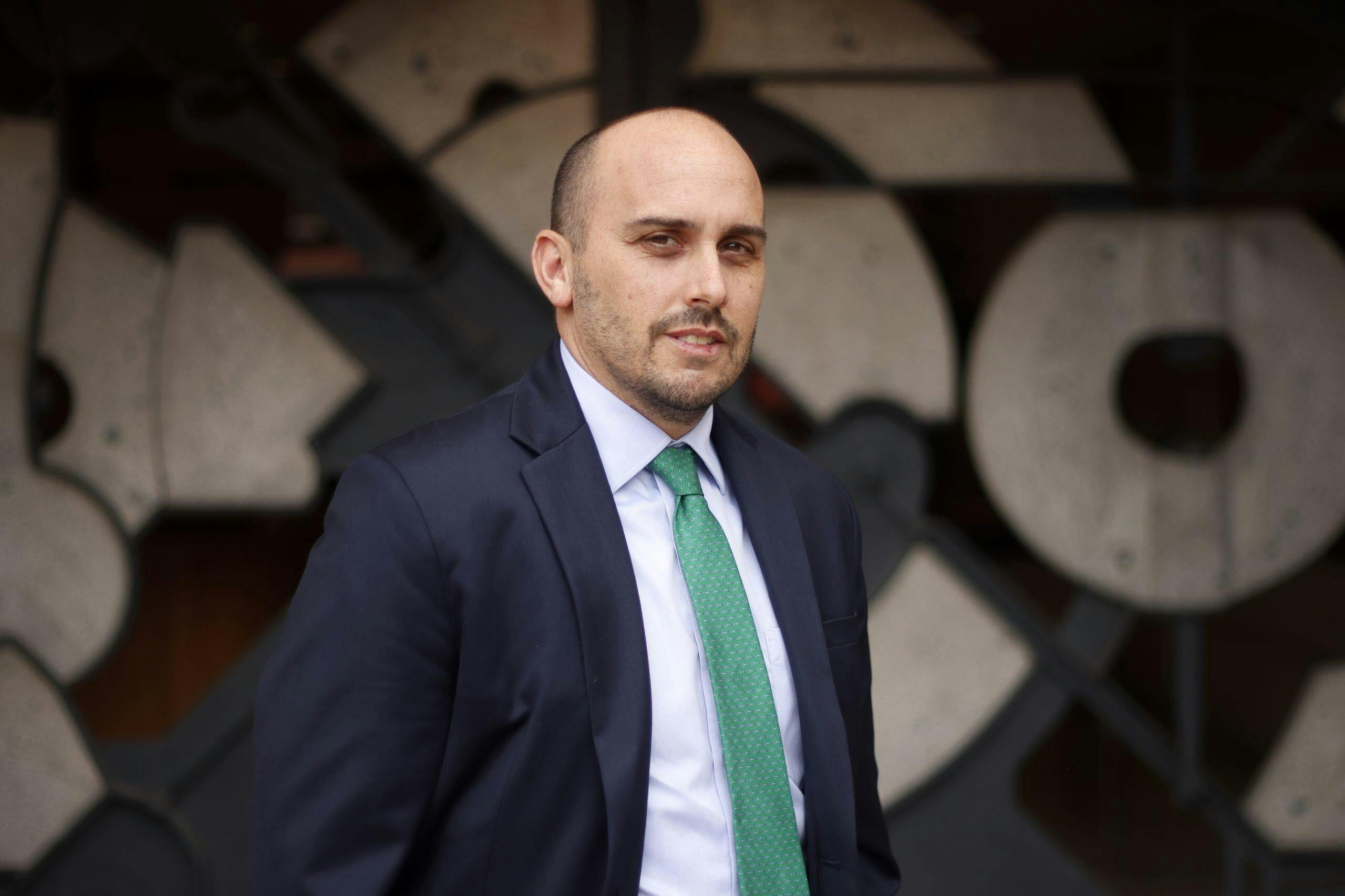 Andrés Longton y fallida compra de casa de Salvador Allende: “Es un peligro que Francisca Moya siga en su cargo, que a pesar de advertir ilegalidades no se las hace saber al Presidente”