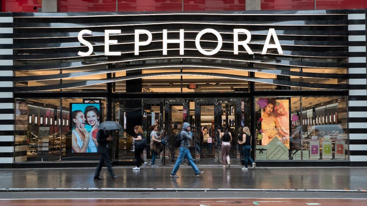 Sephora alista su llegada a Chile: la marca francesa de belleza inscribe su nombre en el país y aumenta las expectativas