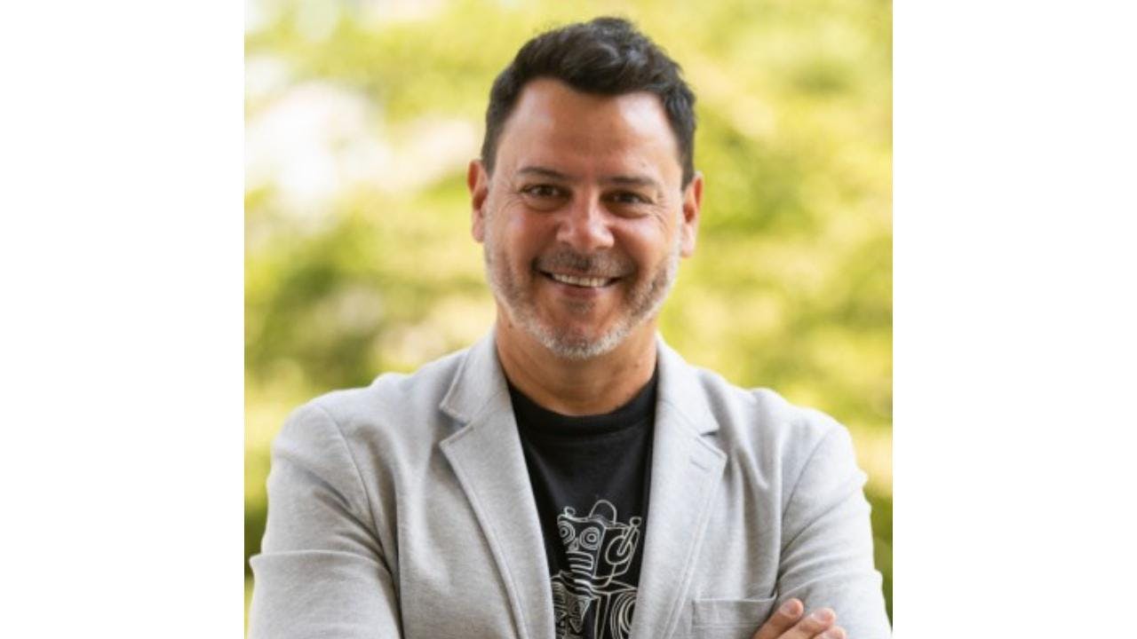 Claudio Anabalon sobre la reinauguración de la pantalla de Entel: “Es una pantalla que está al nivel de la tecnología que tiene el Time Square. Es la única pantalla 360 que está a 127 metros de altura