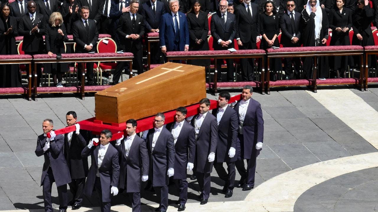 Roma despide al Papa Francisco en un emotivo funeral que congregó a más de 250.000 personas