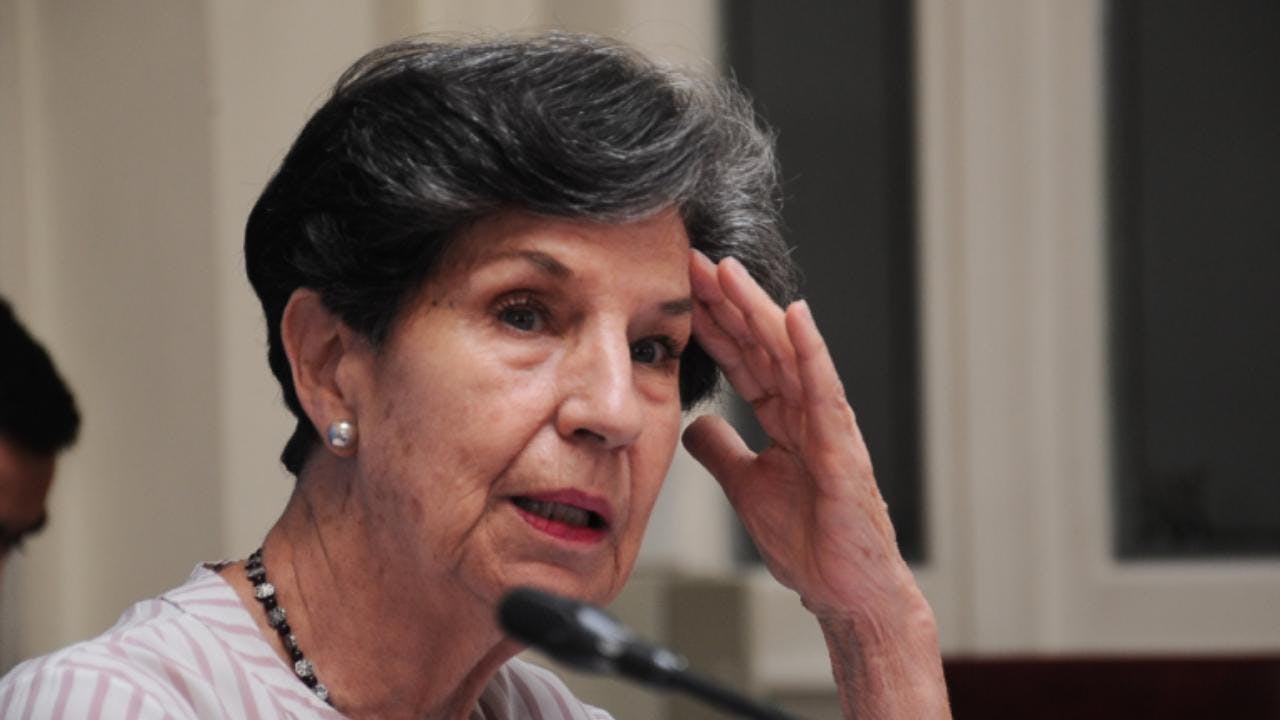 Tribunal Constitucional destituye a senadora Isabel Allende tras fallida venta de la casa de Salvador Allende