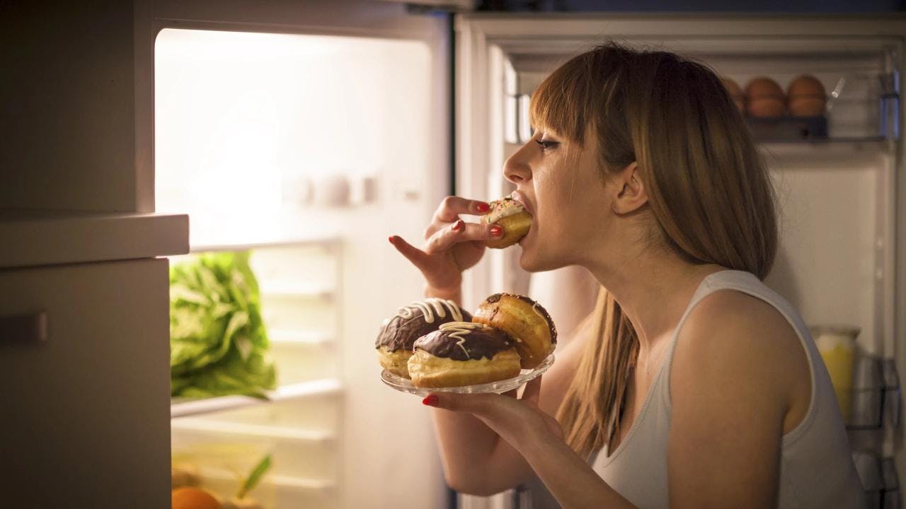 ¿Por qué tenemos hambre?: Cómo contener la ansiedad de comer