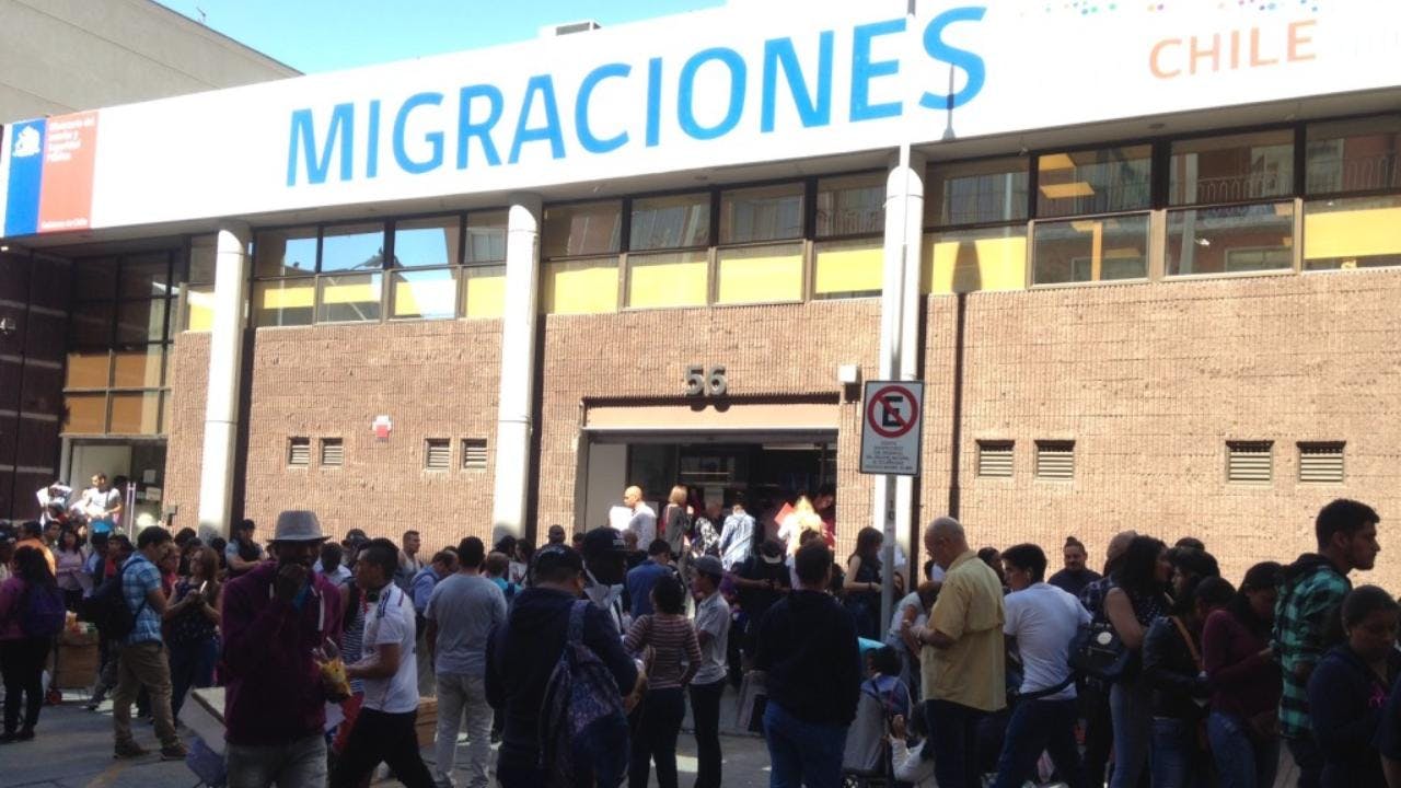 La percepción negativa de los chilenos a los venezolanos ha aumentado 30 puntos en seis años