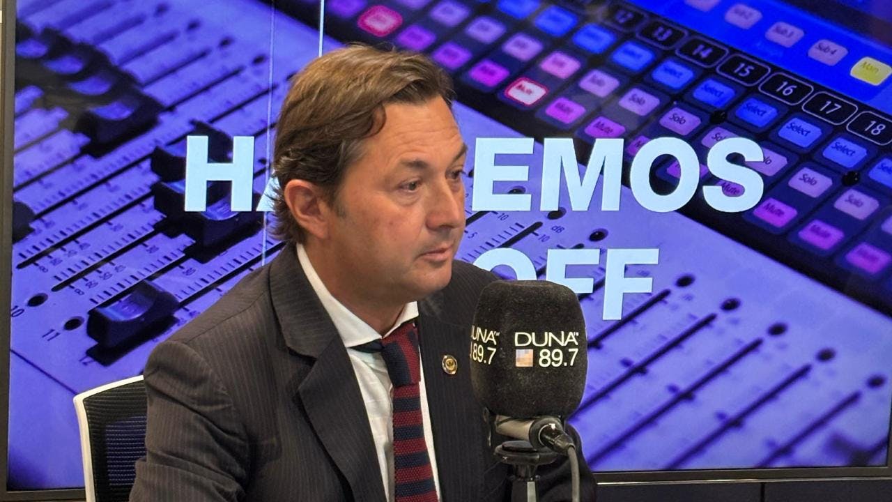 Fiscal Patricio Cooper sobre incautación a Karol Cariola: “No tengo una bola de cristal sobre cuándo una persona va a tener una guagua (…) Desde el punto de vista humano no es feliz, pero tenía una di