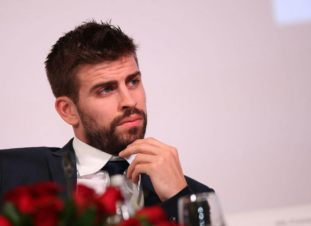 Gerard Piqué se defiende entre lágrimas por acusaciones de irregularidades en acuerdo entre Federación Española de Fútbol y empresa saudí