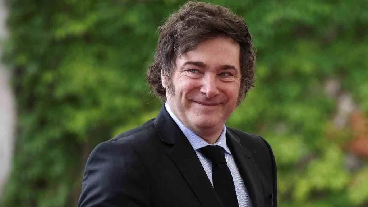 Tras trágico temporal: Cinco días después llegó el Presidente Milei a Bahía Blanca