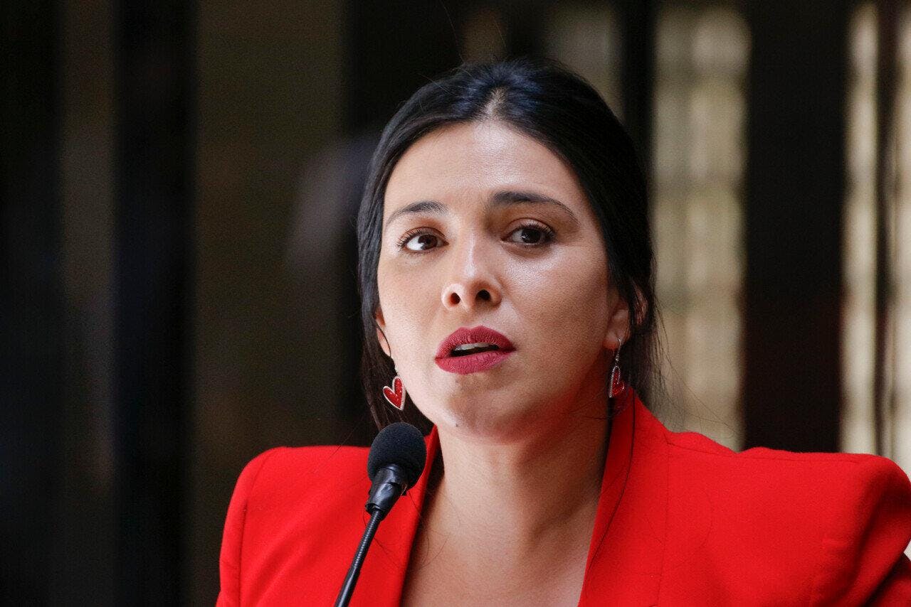 Diputada Karol Cariola se defiende de acusaciones por Sierra Bellas: “He actuado en todo momento apegada a las leyes”