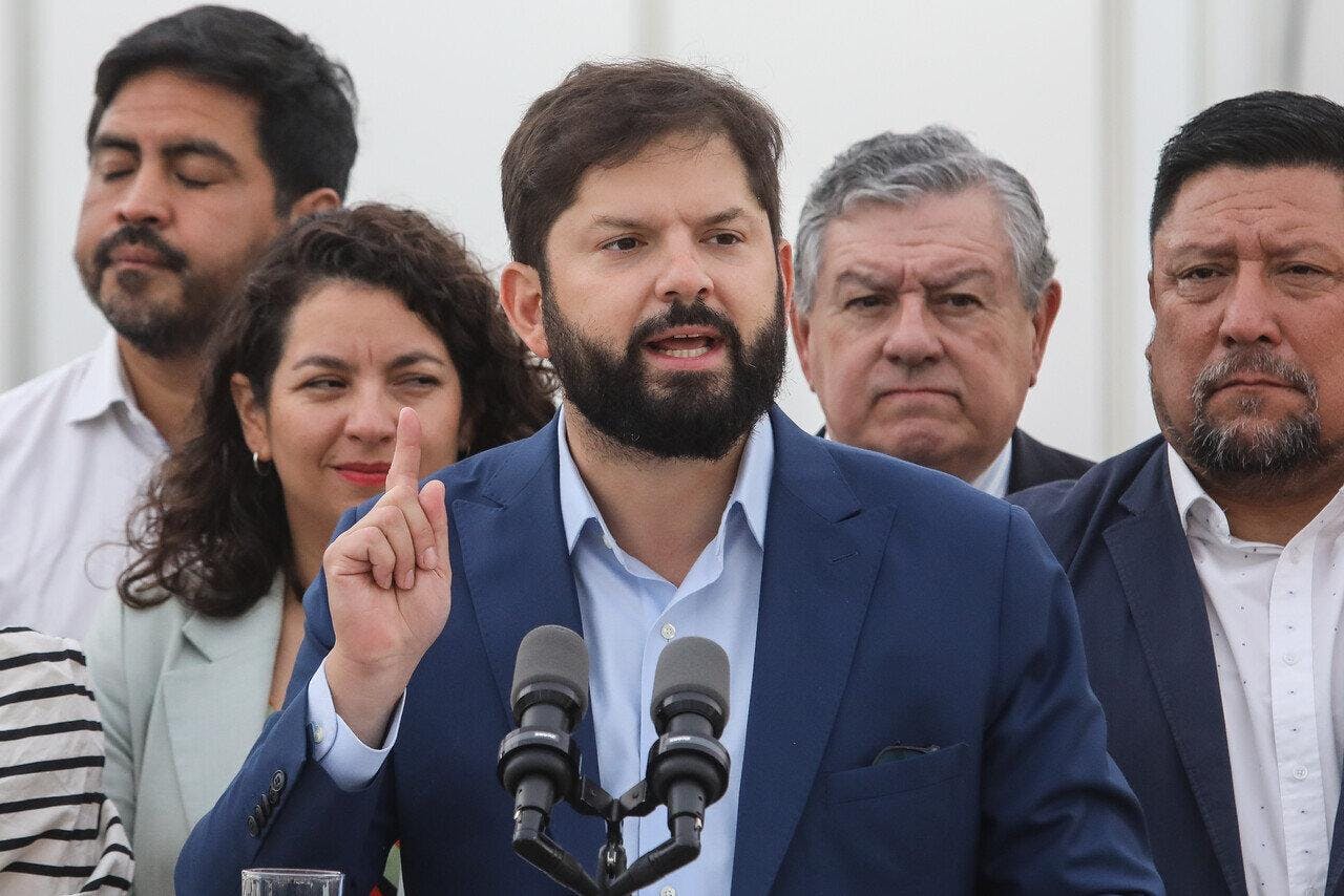 “Hay quienes repiten desde la ignorancia o mala fe que todo está mal”: Presidente Boric desestima críticas por manejo económico del Gobierno