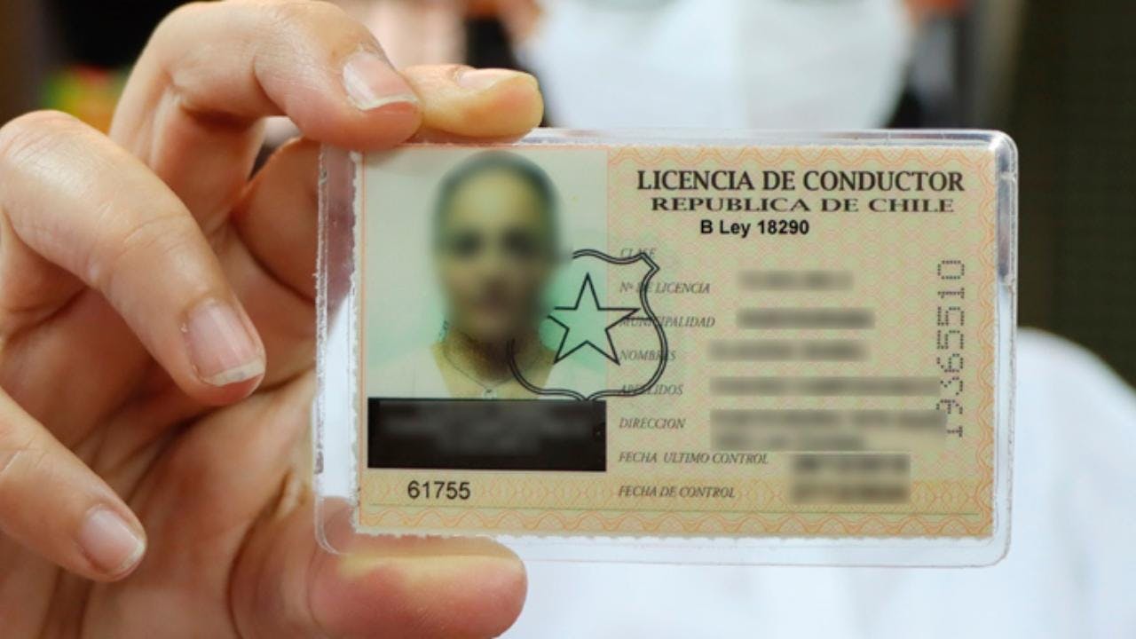 Licencias de conducir: El 94% de los municipios incumplieron la ley y le otorgaron el documento a deudores de pensión de alimentos