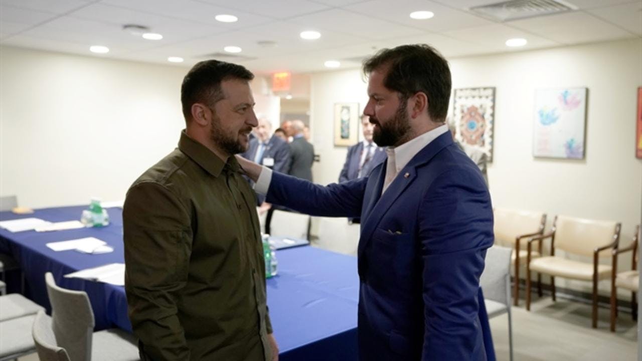 El apoyo de Gabriel Boric a Ucrania a tres años de la guerra