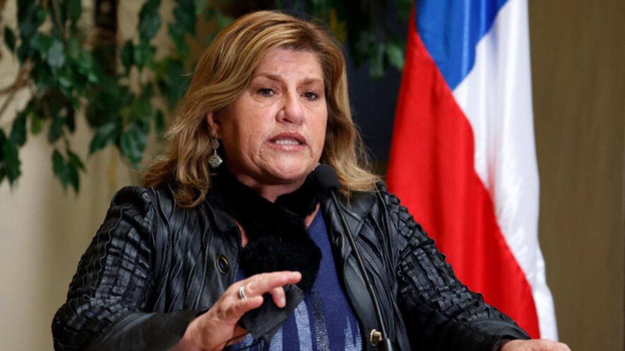 Gloria Naveillán sobre la no aplicación de la Ley Antiterrorista por el ataque con perdigones al helicóptero de Conaf: “Es una cosa inentendible, para qué promulgaron esta ley si no tienen la disposic