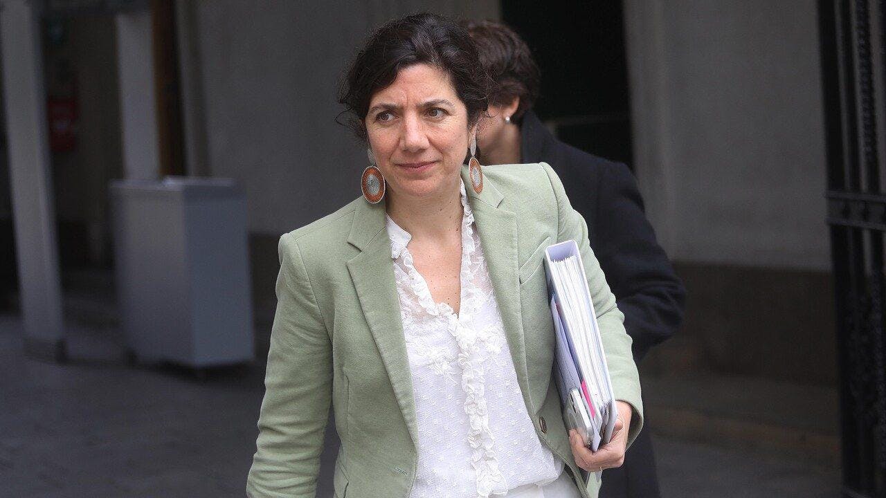 “El director ya aclaró que está en regla”: Etcheverry se refirió a la polémica contratación de la esposa de Miguel Crispi en el MIM, pese a no tener estudios superiores