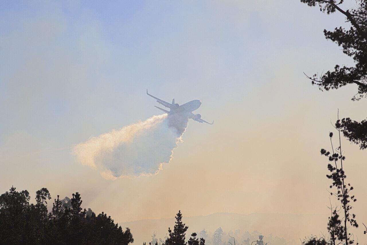 Incendios forestales siguen focalizados en La Araucanía y hacen mantener el toque de queda en 6 comunas