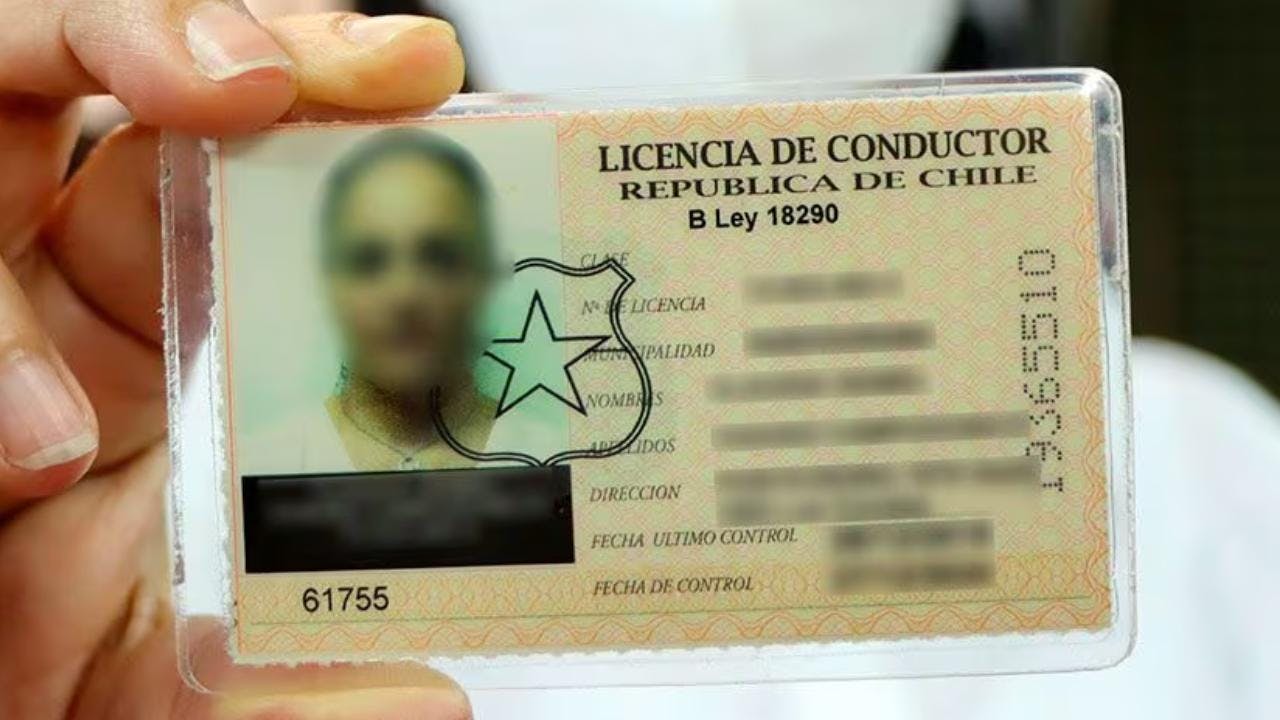 ¿Por qué renovar la licencia de conducir está siendo casi imposible?