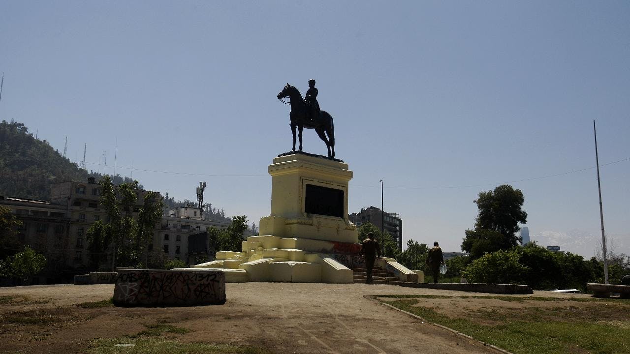 Consejo de Monumentos aclara que no se ha definido que la estatua de Baquedano sea reubicada