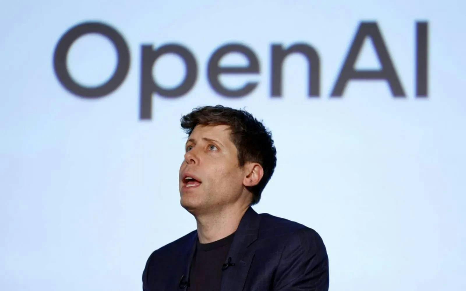 Sam Altman vuelve a criticar duramente a Elon Musk: “No creo que sea una persona feliz”: