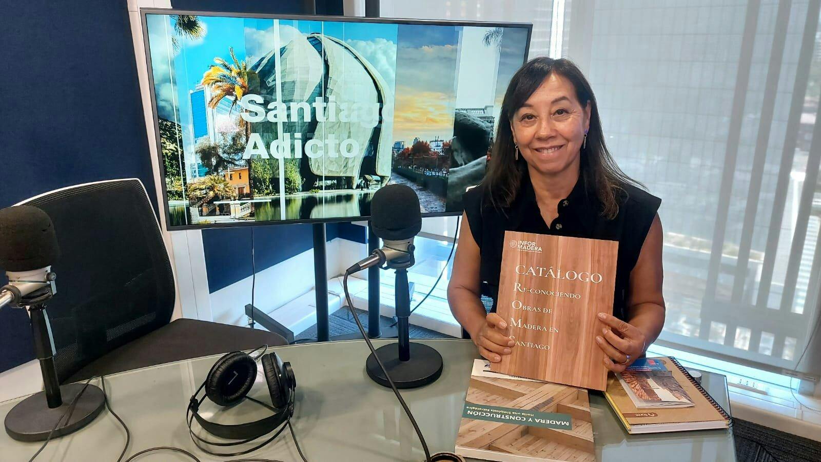 Susana Benedetti sobre el acero y madera: “La madera necesita bastante calor para empezar a carbonizar. Se quema más lento, no se derrite y no necesariamente se derrumba completamente. El acero se der