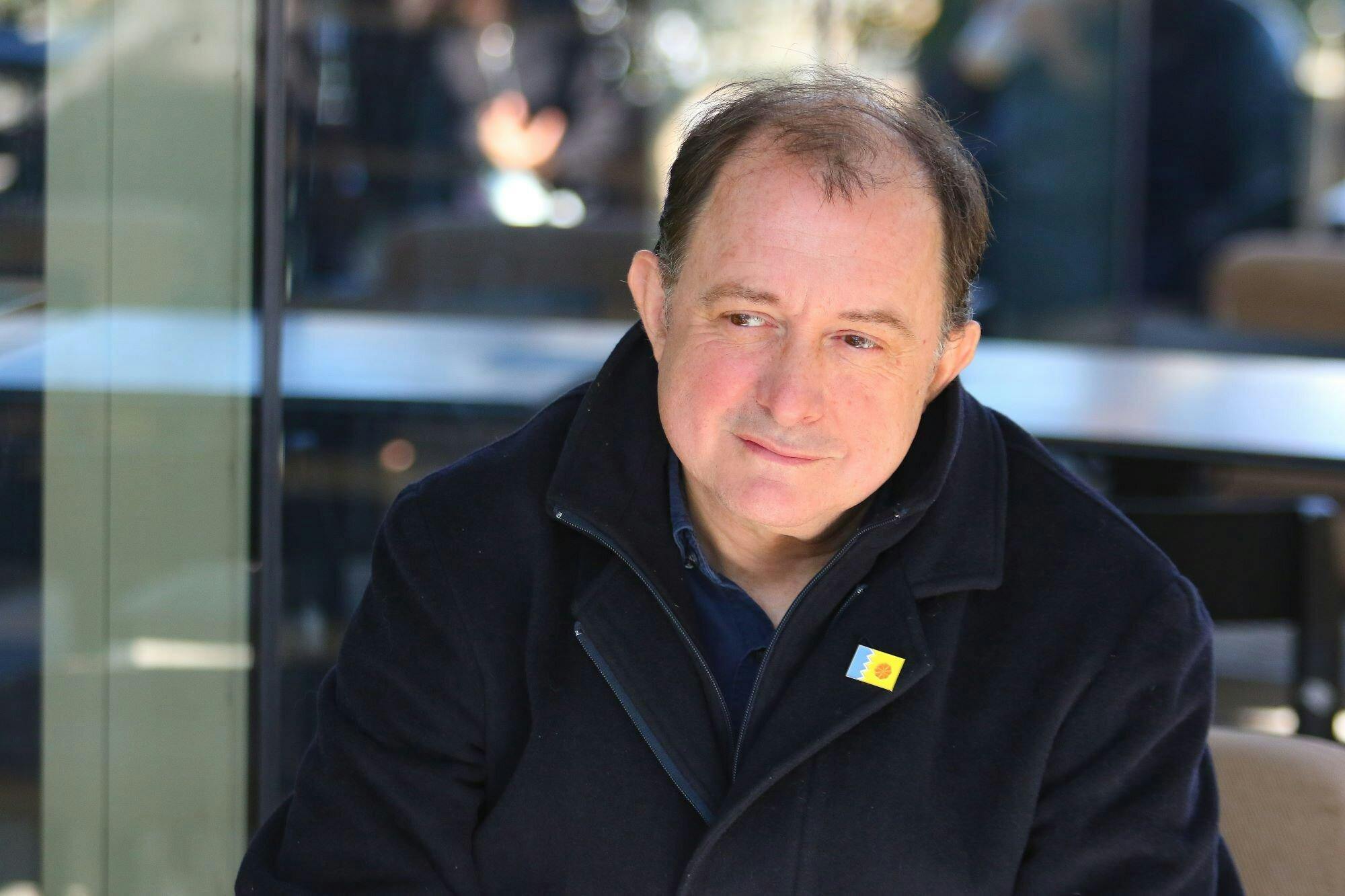 Iván Poduje sobre reconstrucción en Valparaíso a casi un año del megaincendio: “El Presidente Boric nunca le dio la importancia que tenía y el ministro Montes no tuvo la fuerza necesaria para tirar el