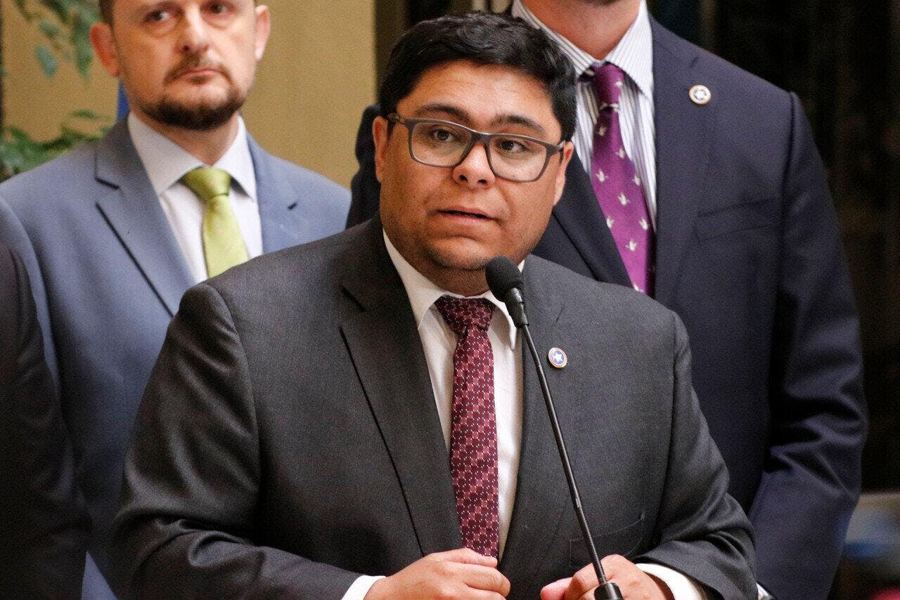 Republicanos sobre acusación constitucional contra ministra Maya Fernández: “No existe explicación que pueda justificar la casa del expresidente Allende (…) El silencio de la ministra termina de conve
