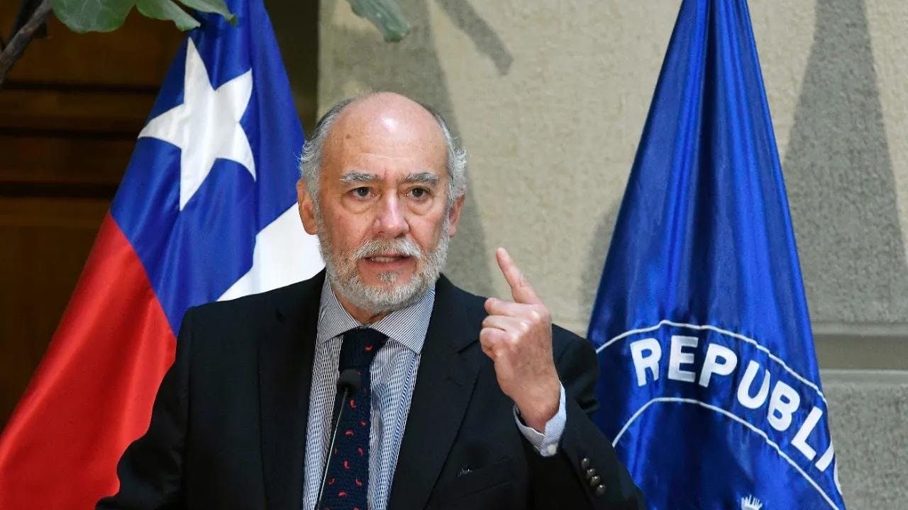 Iván Flores sobre el recorte al Ministerio Público: “El Ministerio de Hacienda se pasó de listo, porque el acuerdo que permitía la rebaja, se había definido que no se podían aplicar ni a salud ni a se