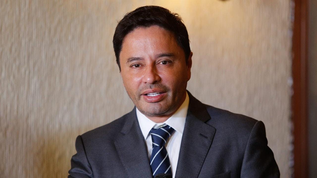 Rodolfo Carter sostiene que niños migrantes irregulares no deberían tener matrícula en los colegios: “Tienen que saber que no van a tener derechos”