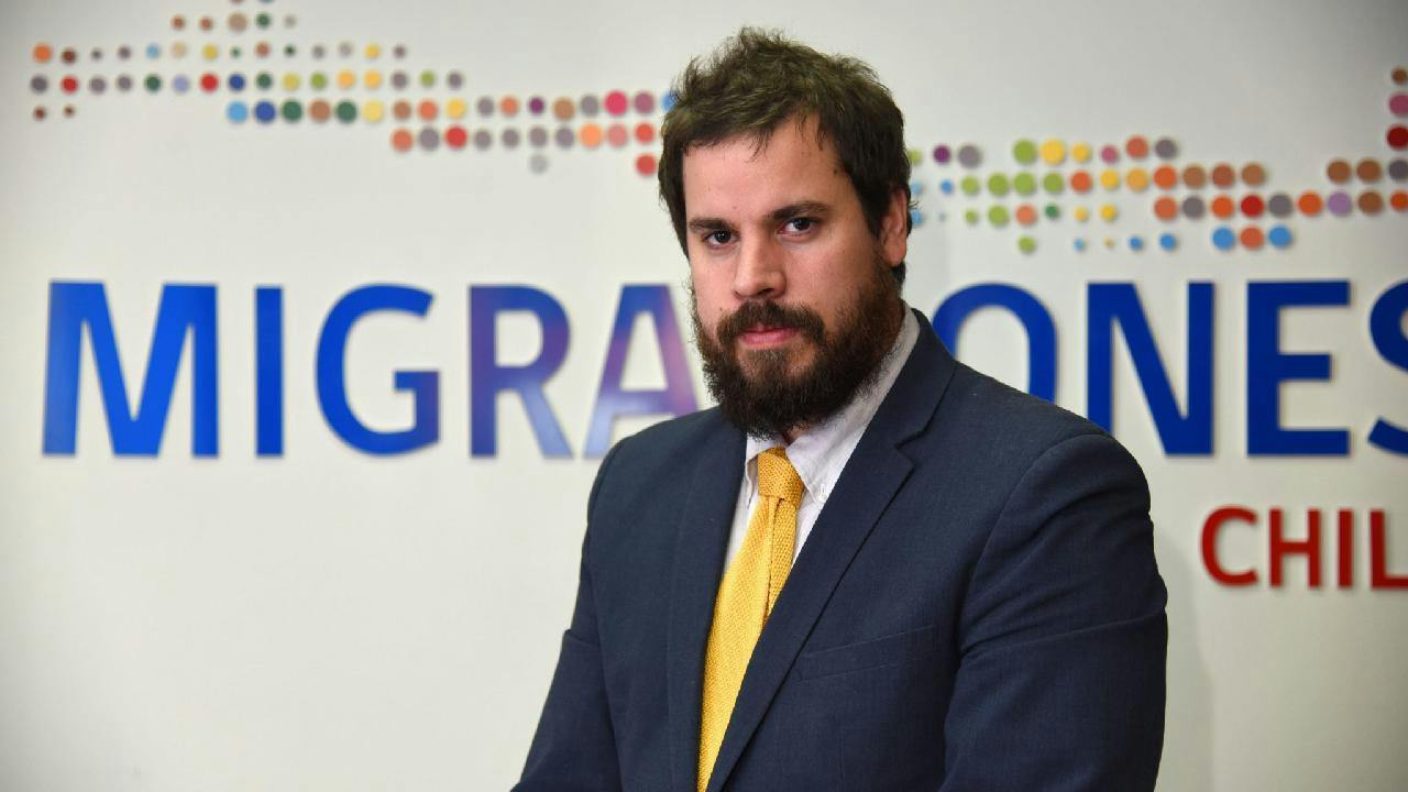 Álvaro Bellolio sobre las cifras entregadas por la ministra Tohá en cuanto a migraciones: “En términos gruesos, hay una disminución, pero sigue siendo el cuarto año con más ingresos clandestinos de la