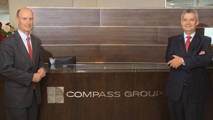 Entregamos el Premio Negocio del Año a Compass Vinci, por su acuerdo de integración, presentado por Bci Inversiones