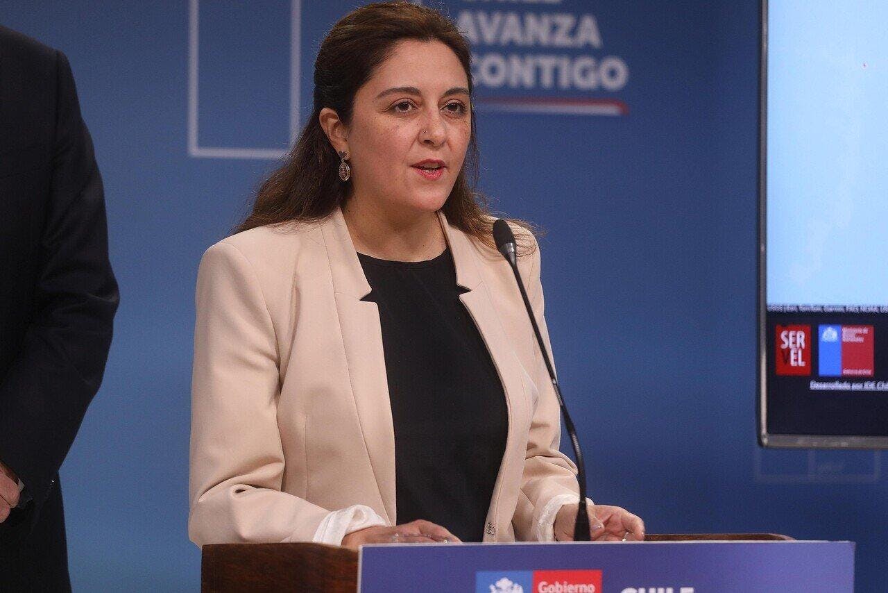 Presidente pide renuncia a ministra de Bienes Nacionales tras fallida compra de casa de Salvador Allende