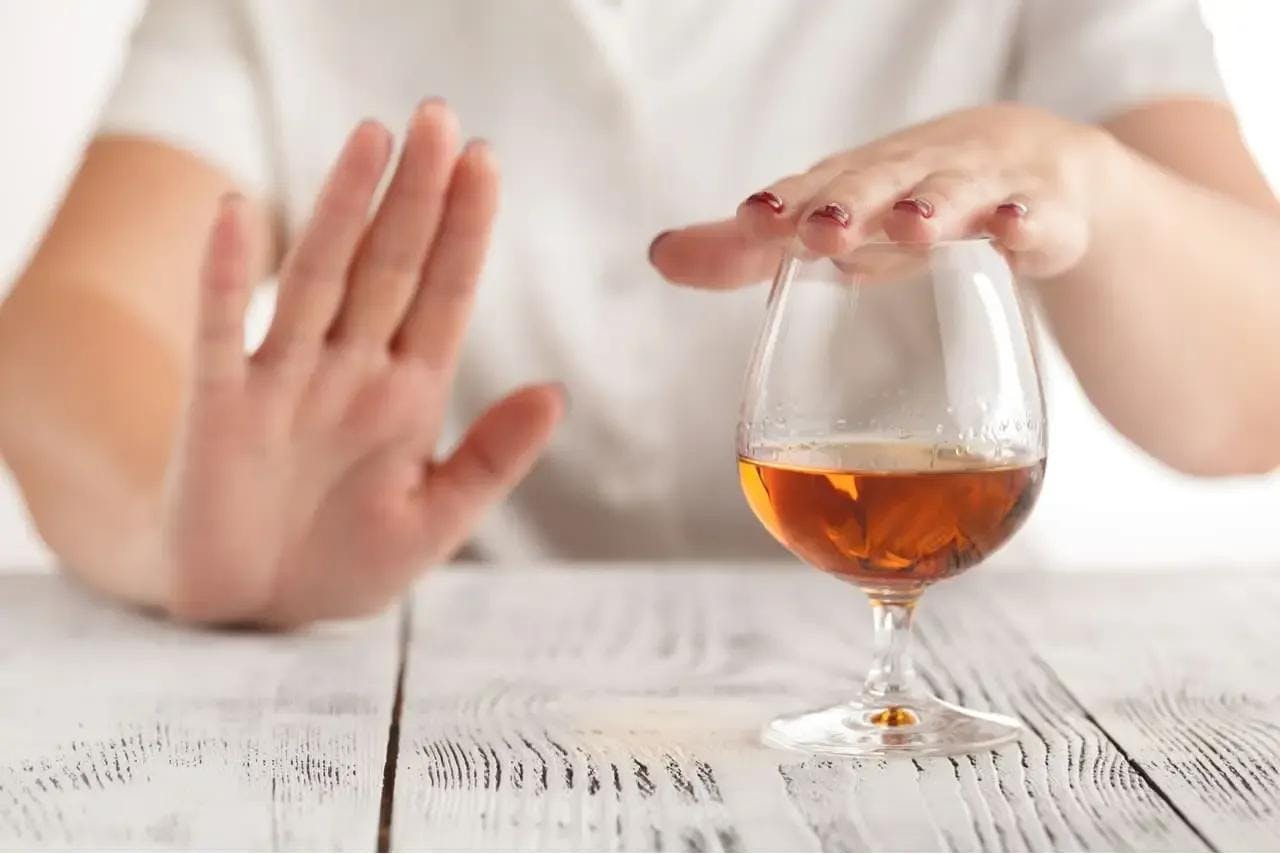 ¿Cómo afecta el consumo de alcohol al riesgo de cáncer?
