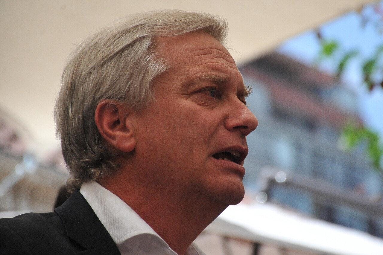 Las medidas de José Antonio Kast contra la migración: Zanjas, tecnología y refugios en las fronteras