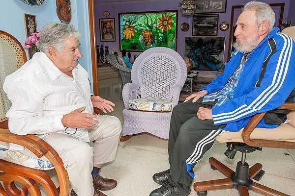 José Mujica dice que vió a Fidel Castro “deteriorado” pero preocupado por la Humanidad