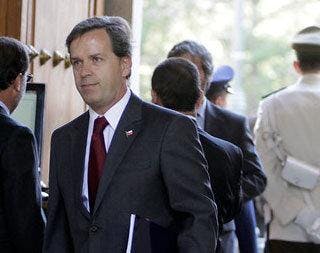 Félix de Vicente: “Un puerto pesquero artesanal y pensiones de gracia, son algunas de las propuestas para los pescadores de Arica”