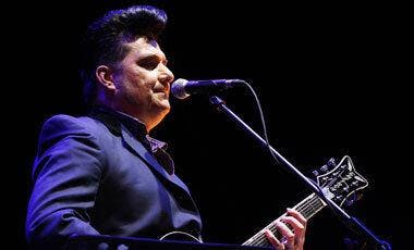 Suena Bien: Los Tres