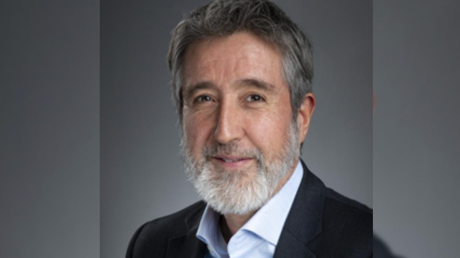 Sebastián López sobre el foco del proyecto: "Está en estudiar no solamente cómo nacen, sino cómo evolucionan en las galaxias"