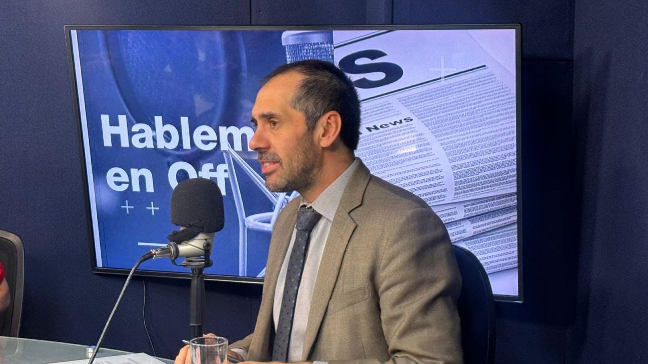 Ministro Nicolás Grau: "Nosotros recibimos un déficit que era el doble que este y no le llamamos ´emergencia económica´, el único que realmente enfrentó una emergencia fue el segundo de Piñera"