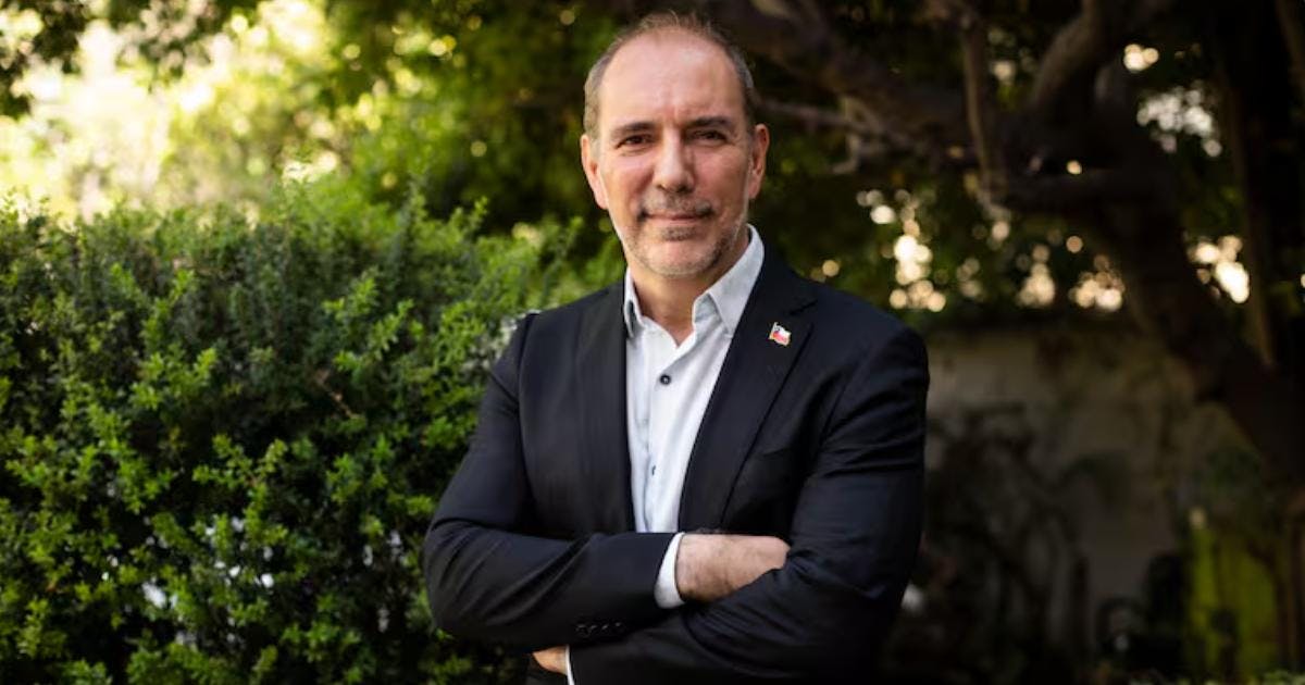 Louis de Grange sobre la idea del cable chino: "Tenemos que revisar en detalle todos los antecedentes; por supuesto que no está descartada de plano"