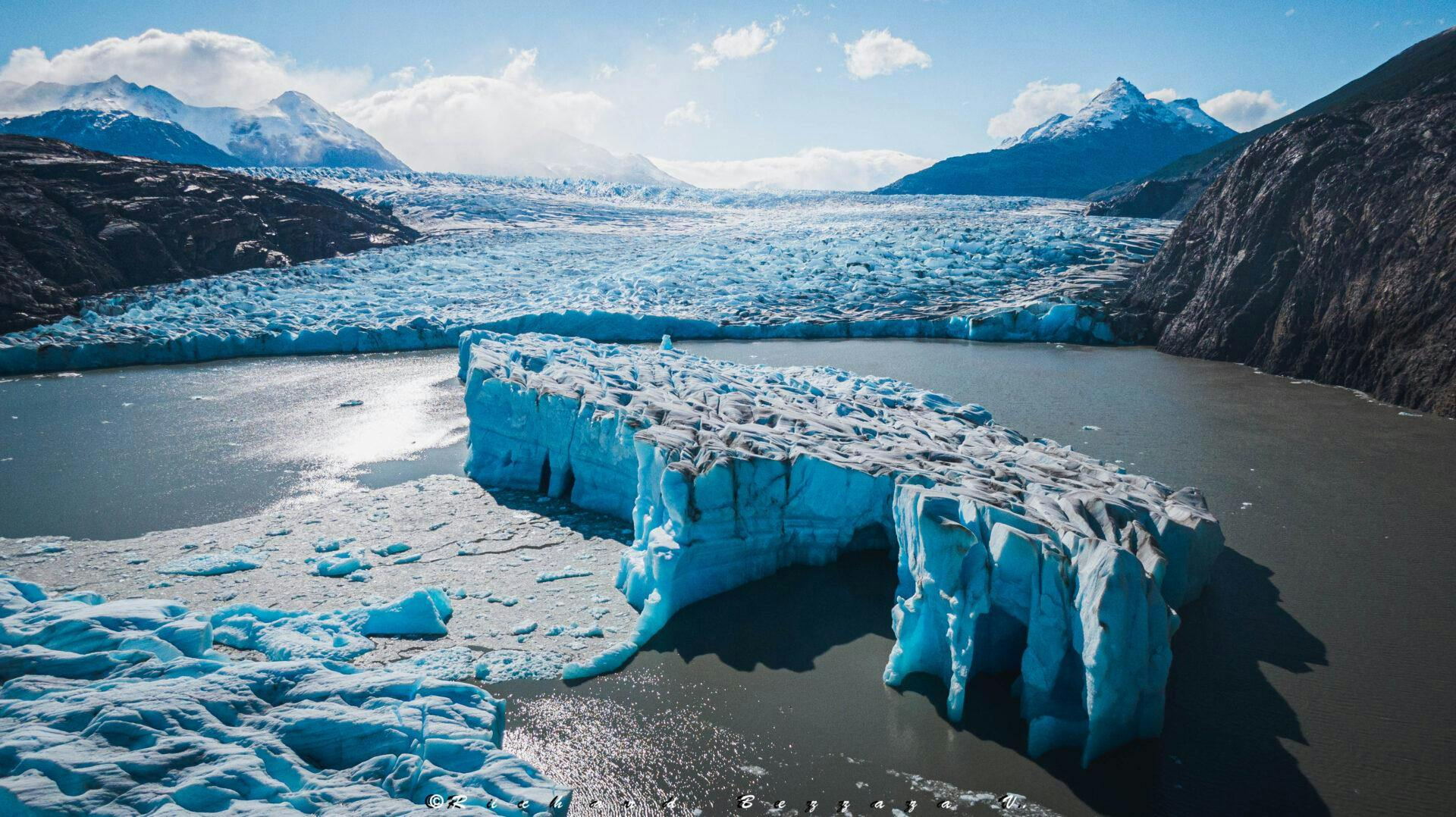 Constanza Espinosa sobre los glaciares en Chile: “Hoy no existe ninguna protección directa"