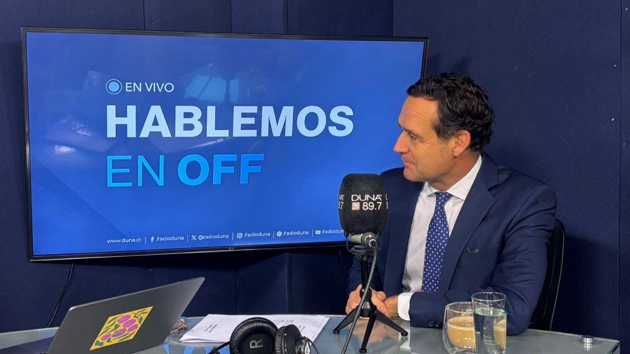 Juan Eduardo Vargas sobre el FES: "Me parece prudente y razonable seguir con la discusión porque si no se mantiene, más temprano que tarde, el CAE se le va a devolver a este Gobierno"