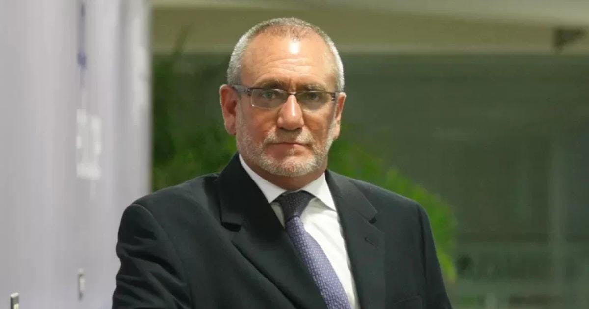 Augusto Álvarez sobre Rafael López Aliaga: "Es alguien que le gusta como imitar a Donald Trump"