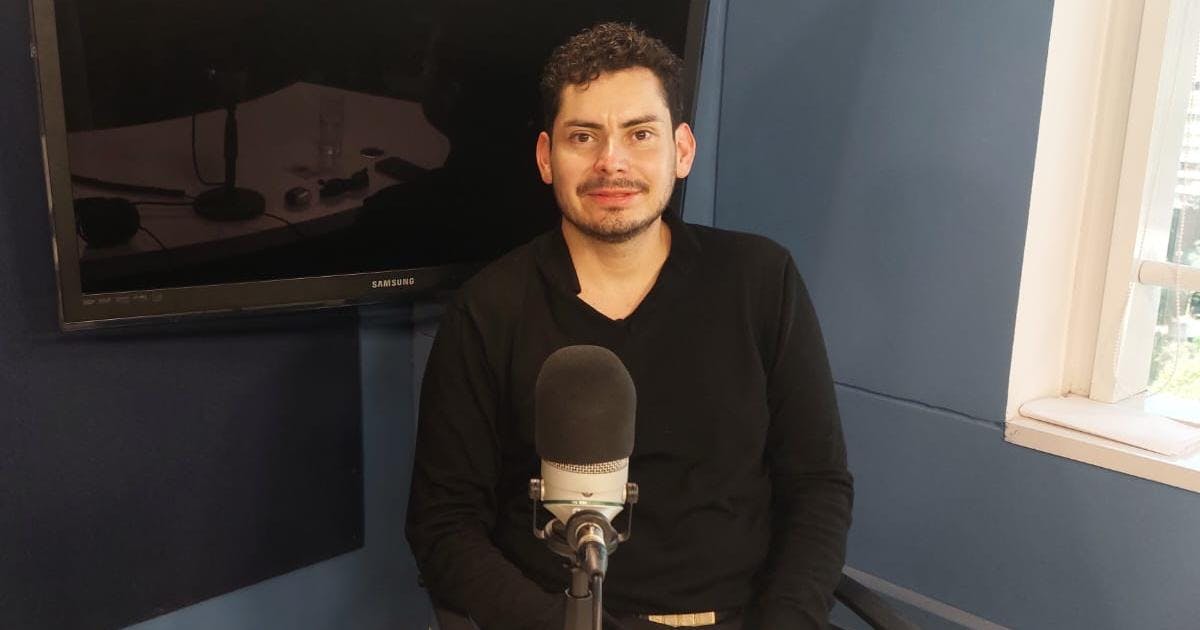 Ignacio Gatica sobre la obra Sanhattan en la Bienal de Whitney: “Parte desde Santiago y es una especie de aproximación contradocumental que pone en crisis la idea de documental"