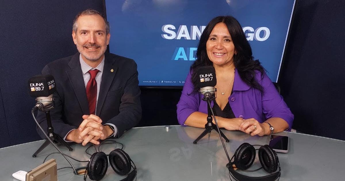 Paola Tapia: "Hoy día, en plena crisis del petróleo, mientras todos los otros países están viendo cómo financiar, nosotros tenemos una matriz energética renovable y buses eléctricos"