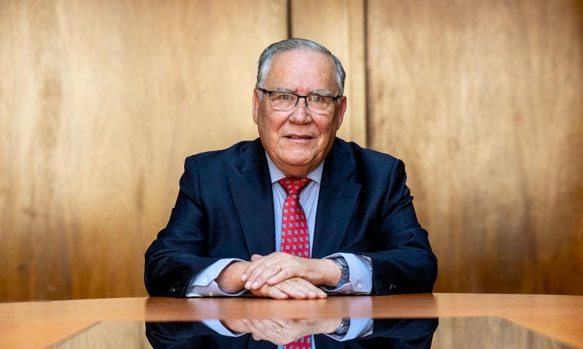 Ministro Campos sobre la decisión de Iansa de suspender la compra de remolacha: Yo no puedo interferir (...) pero no me impide lamentar esta decisión; esto está terminando más de 70 años de historia"