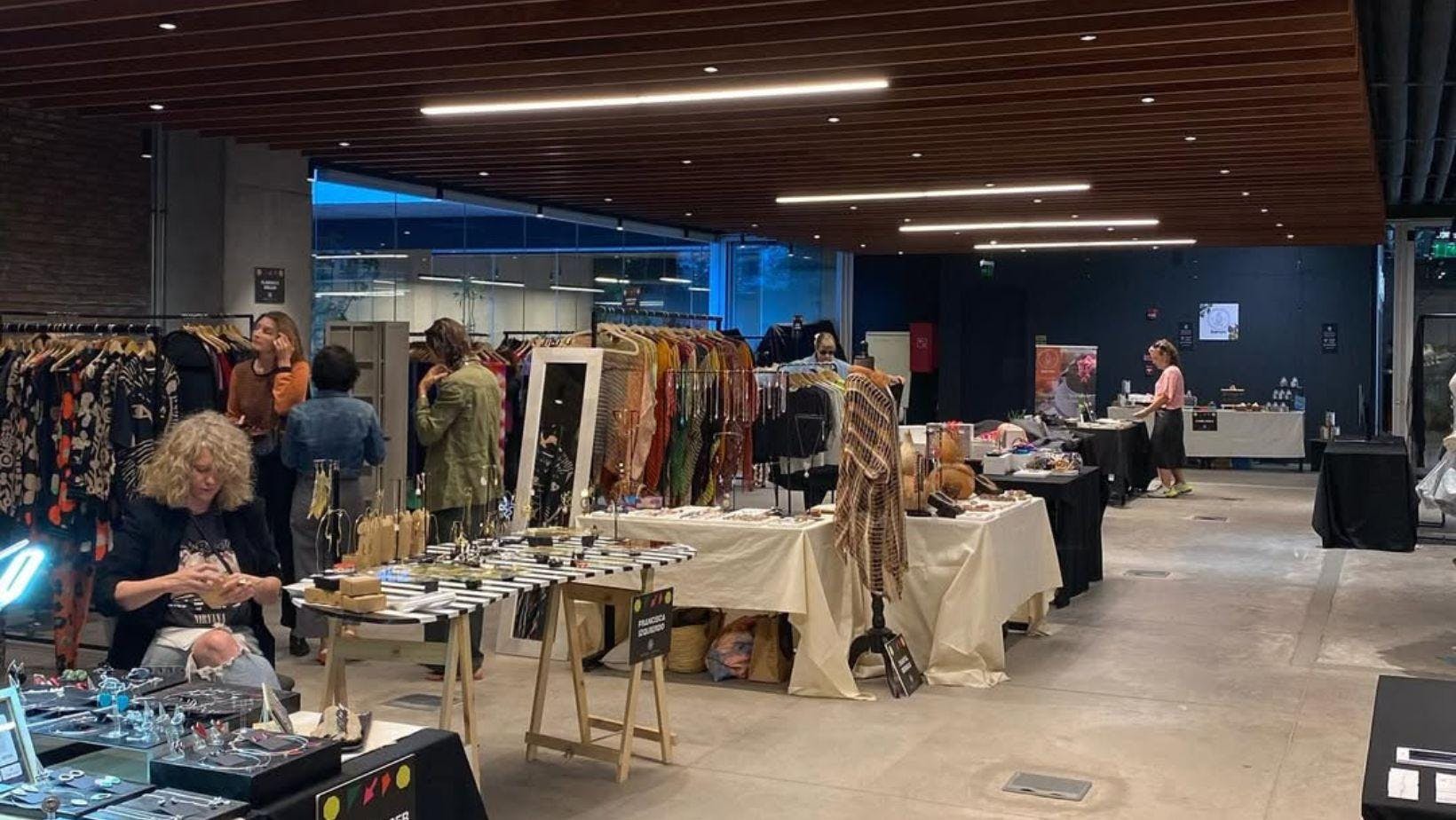 Esteban Arteaga sobre la “Venta de Colecciones OI26”: “Se hace dos veces al año y la idea es reunir la mayor cantidad de diseñadores creativos locales”