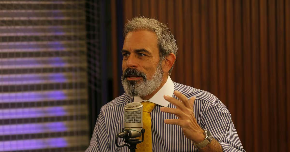 Pier Karlezi: “un indulto general porque es lo único que tenemos en poder los parlamentarios (...) no estamos hablando de carta blanca”