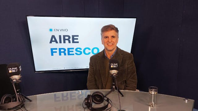 Antonio Lessa, por la Bienal de São Paulo que llegó a Chile: "Habla del concepto poético de humanidad. De la manera en que nos hemos situado en el planeta y nos relacionamos "