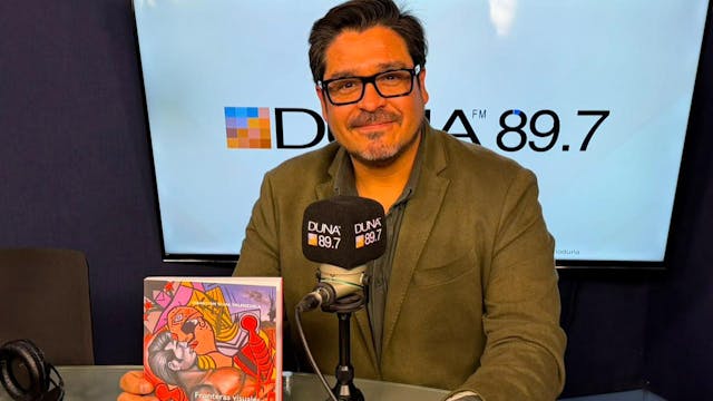 Sebastián Vidal por libro Fronteras visuales de la transición. Arte, publicidad y cultura de medios en el retorno a la democracia en Chile: "El arte es un activado no es un dispositivo que activa"