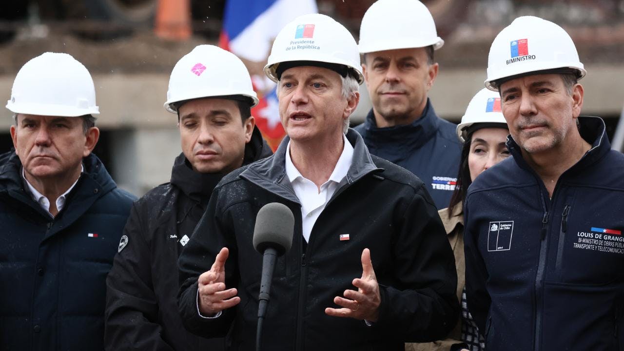 José Antonio Kast por situación país en medio del sistema frontal: "El estado de alerta tiene que ser permanente de parte de los ciudadanos y del Estado"