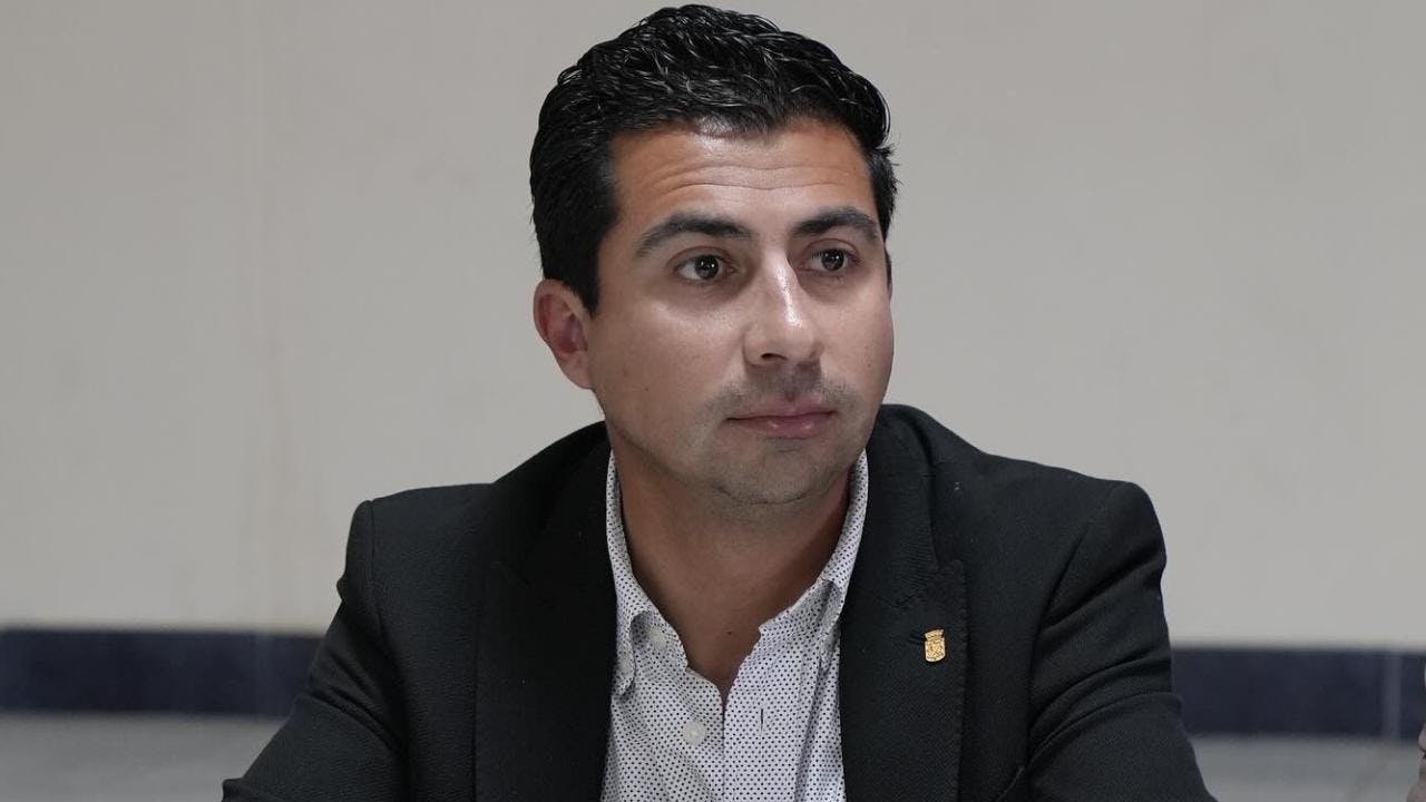 Héctor Vega sobre emergencia de sistema frontal en Ovalle: "Hay lugares que están totalmente aislados y todavía no podemos tener contacto con ellos"
