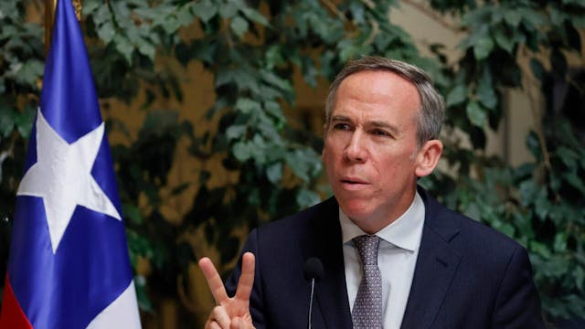 Jorge Alessandri y dichos de Quiroz a los alcaldes: "No es tan simple como ´sin compensación y ya está´ porque hay municipios que necesitan el financiamiento"